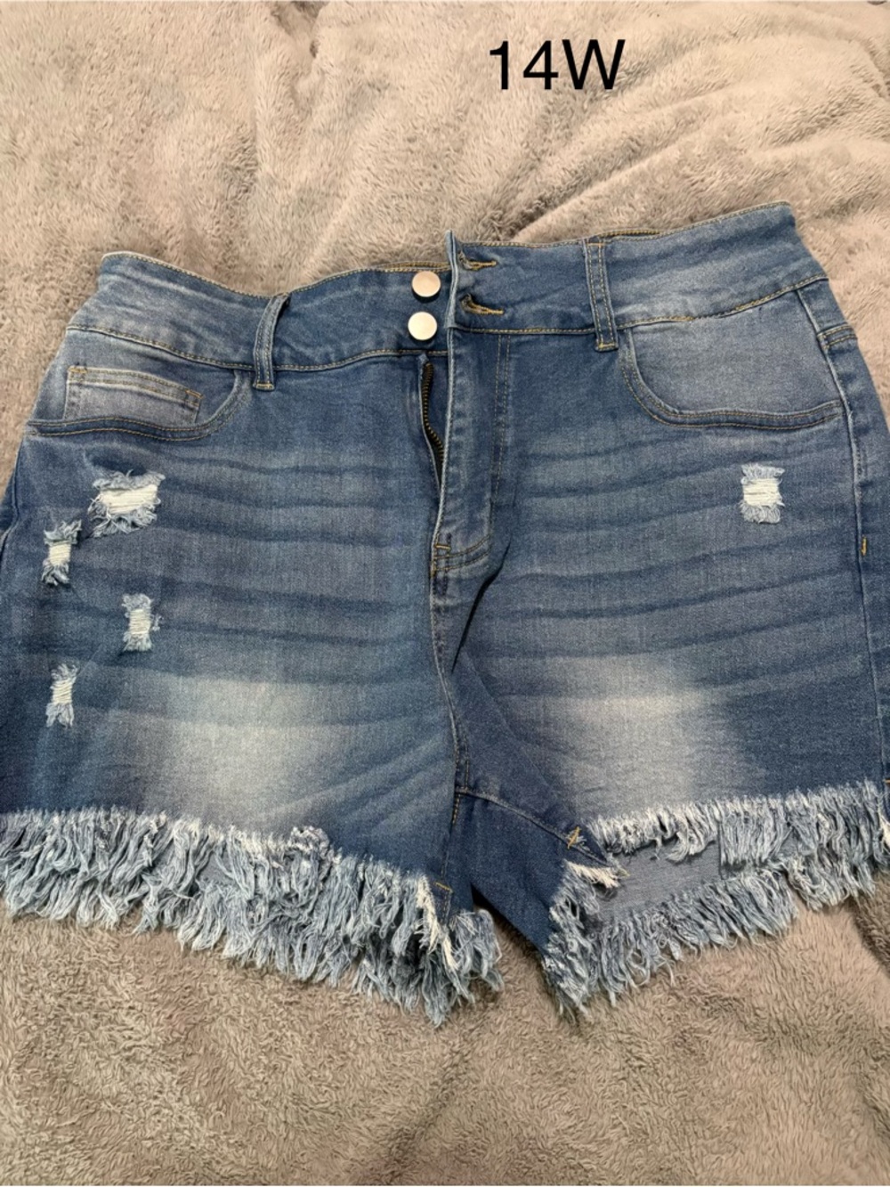 Frayed Hem Distressed Denim Shorts - Blue
